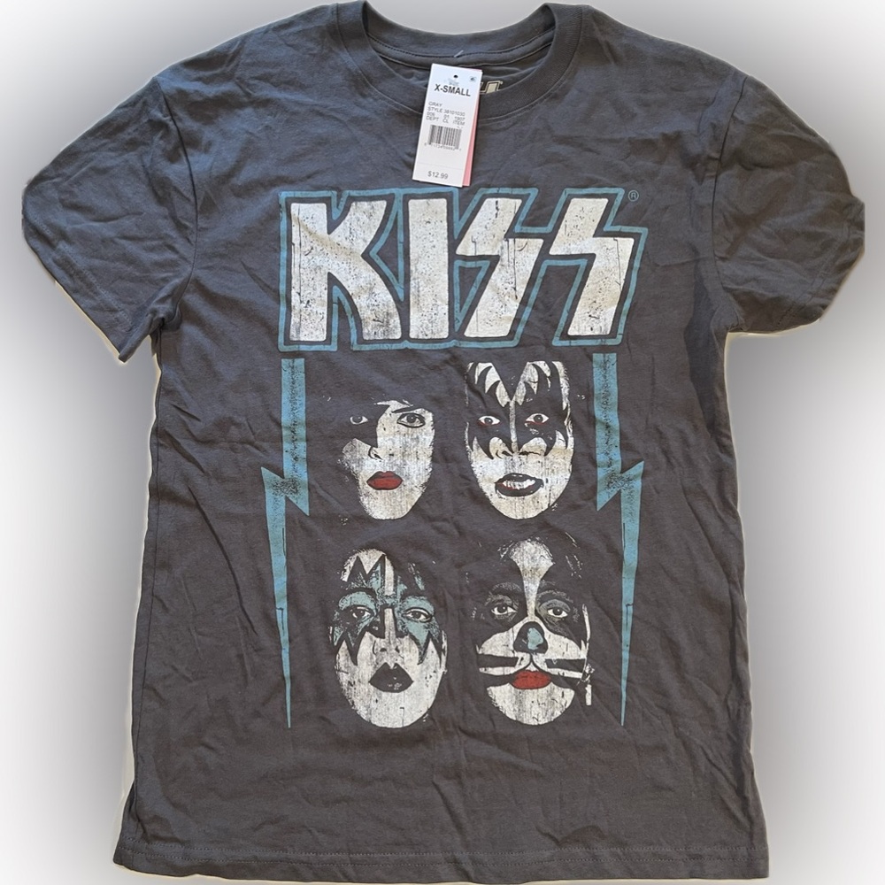 Kiss Band Tee - baddie grrl xs fit tee